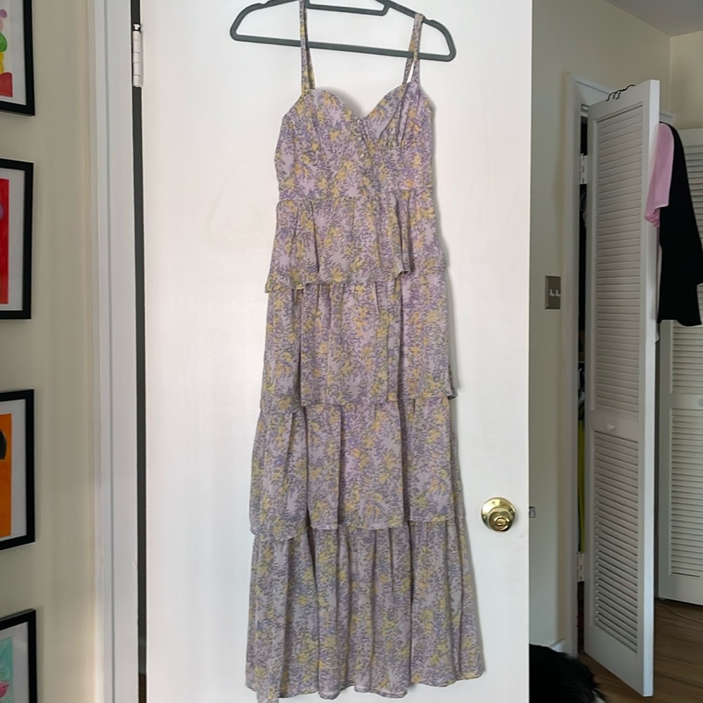 ASTR MIDSUMMER FLORAL TIERED MAXI DRESS
